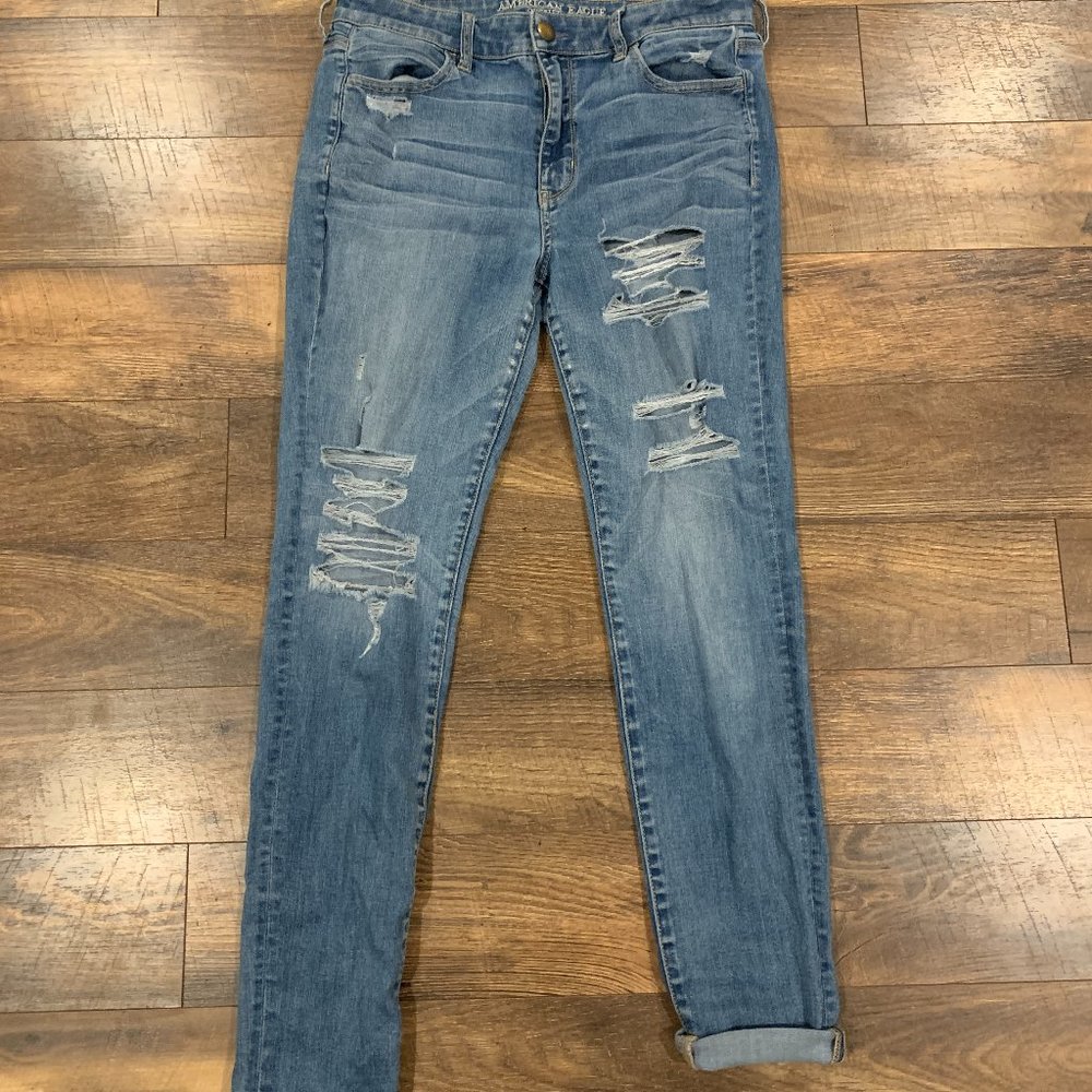 American Eagle Distressed Jeans